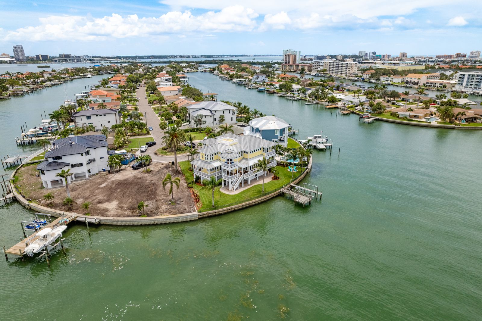 Clearwater, Florida, 33767, United States, 5 Bedrooms Bedrooms, ,5 BathroomsBathrooms,Residential,For Sale,1984474