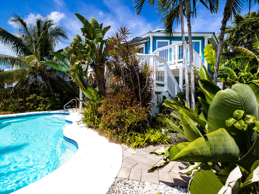 Big Coppitt, Florida, 33040, United States, 2 Bedrooms Bedrooms, ,2 BathroomsBathrooms,Residential,For Sale,1990333