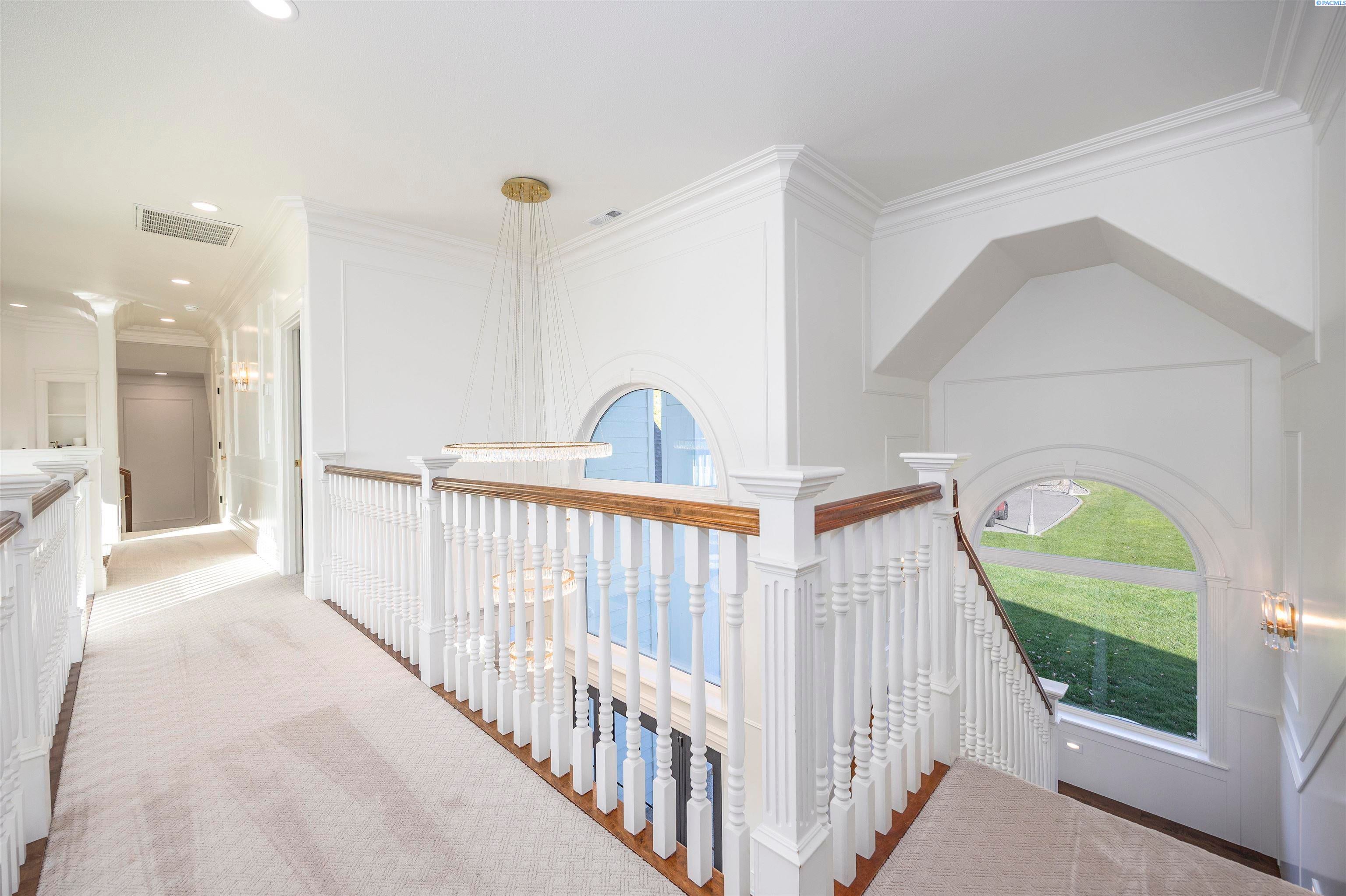 Pasco, Washington, 99301, United States, 4 Bedrooms Bedrooms, ,4 BathroomsBathrooms,Residential,For Sale,1974870