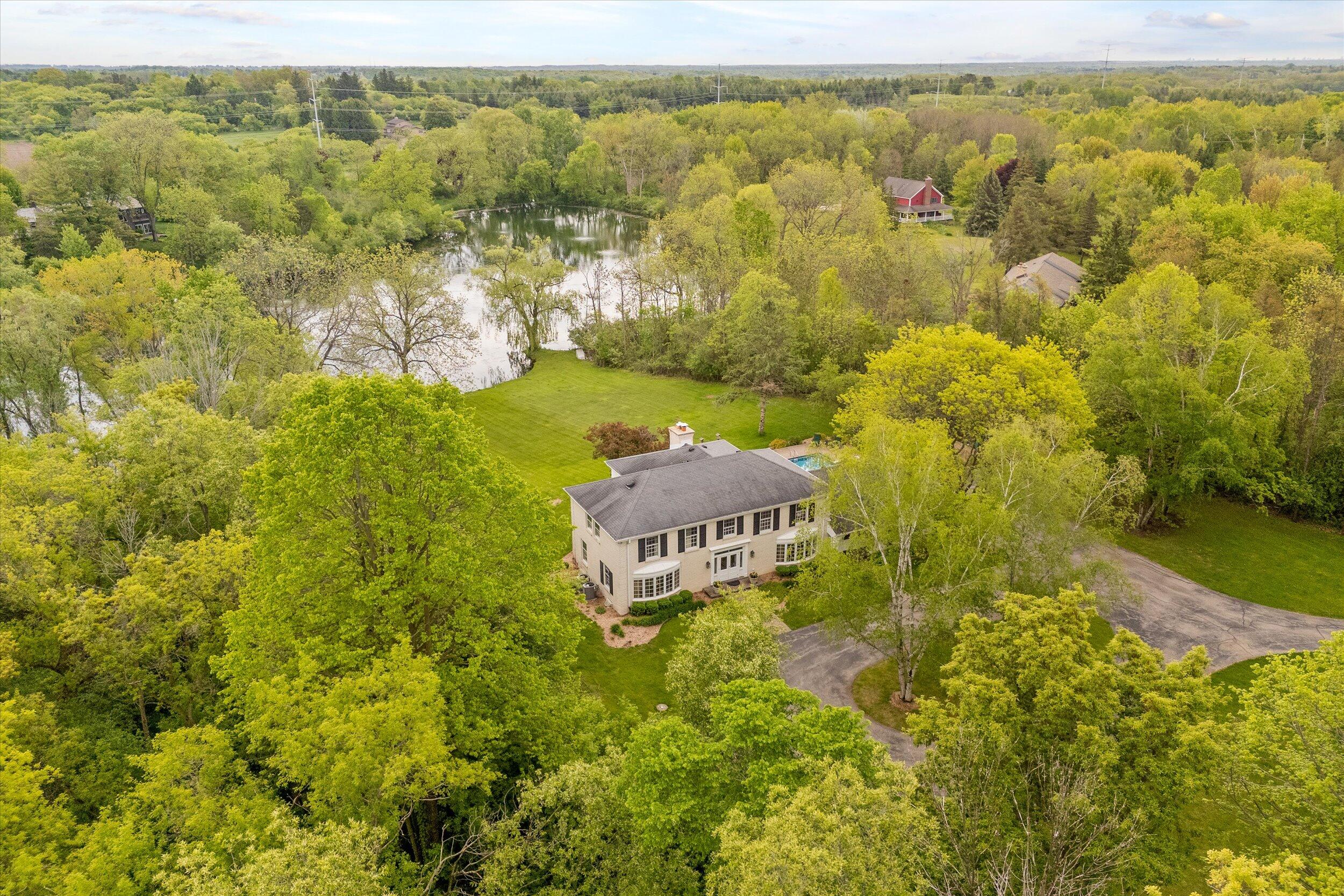 Mequon, Wisconsin, 53097, United States, 5 Bedrooms Bedrooms, ,5 BathroomsBathrooms,Residential,For Sale,1907648