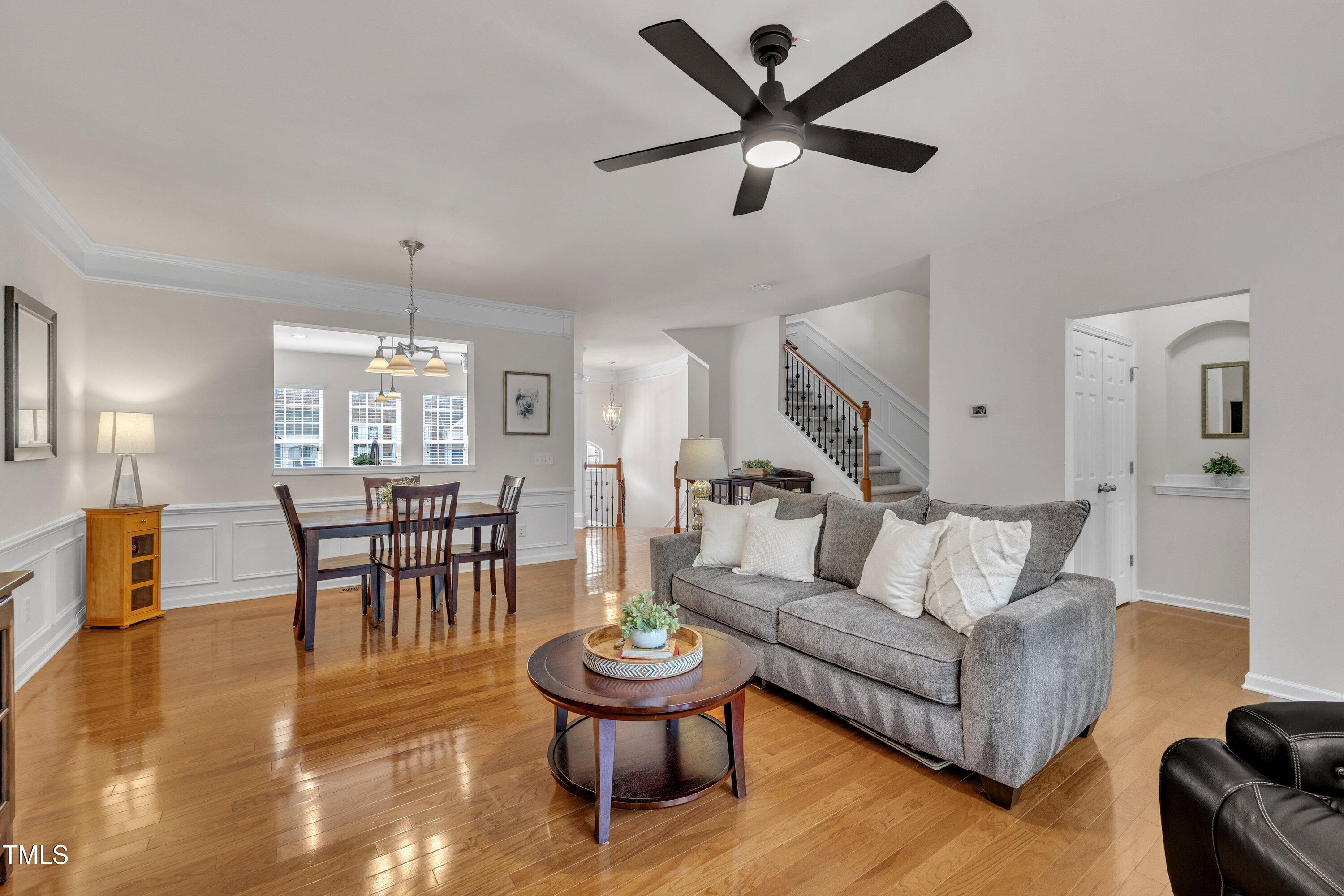 Raleigh, North Carolina, 27612, United States, 3 Bedrooms Bedrooms, ,4 BathroomsBathrooms,Residential,For Sale,1932612