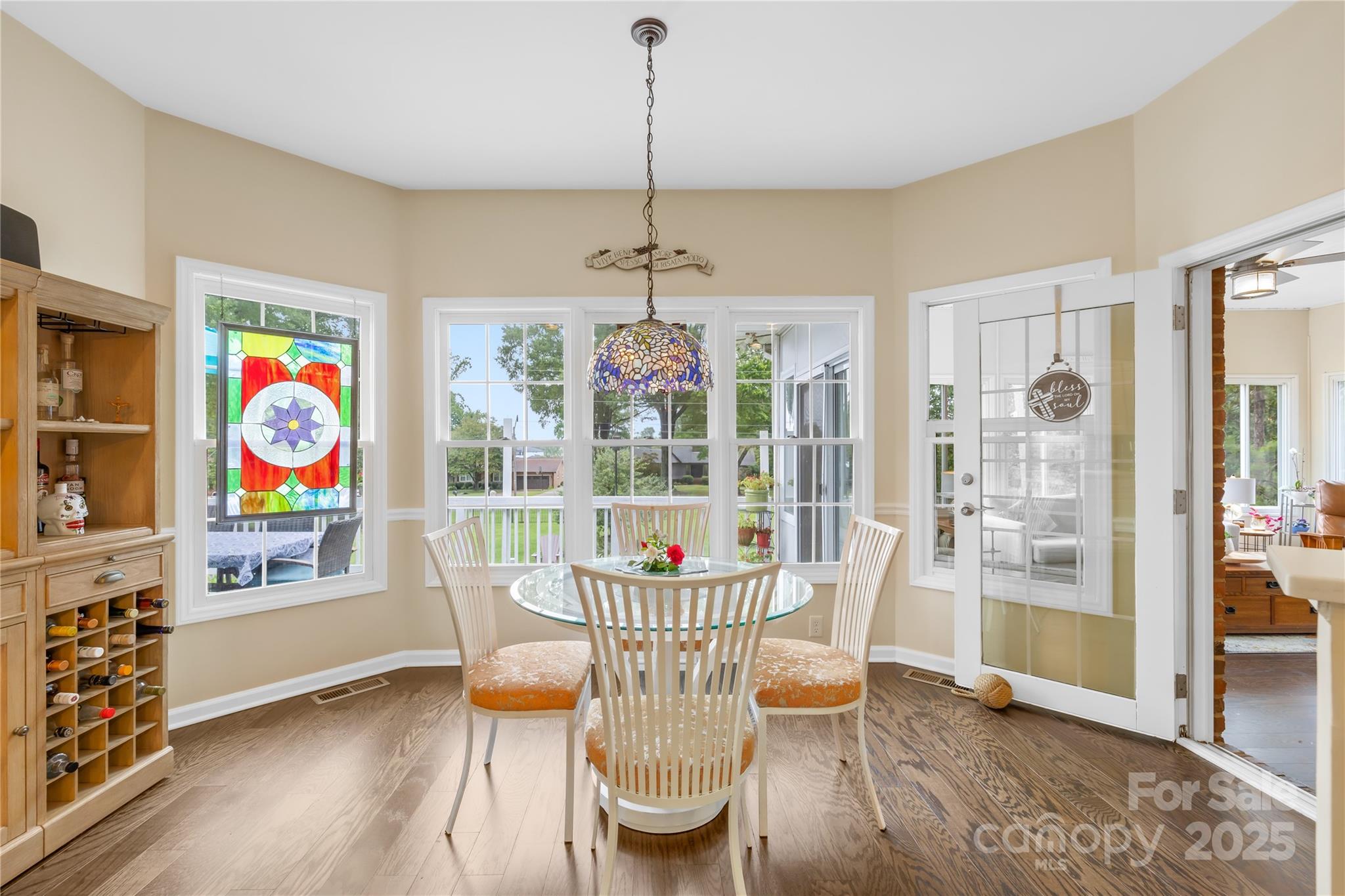 Cornelius, North Carolina, 28031, United States, 3 Bedrooms Bedrooms, ,3 BathroomsBathrooms,Residential,For Sale,1981519