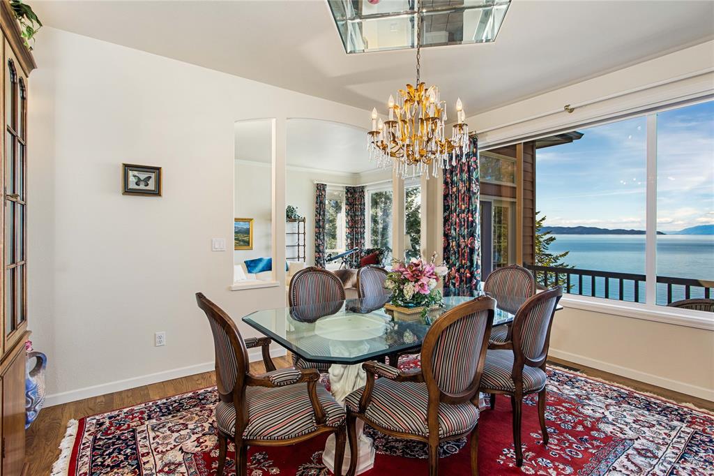 Polson, Montana, 59860, United States, 4 Bedrooms Bedrooms, ,4 BathroomsBathrooms,Residential,For Sale,1984394