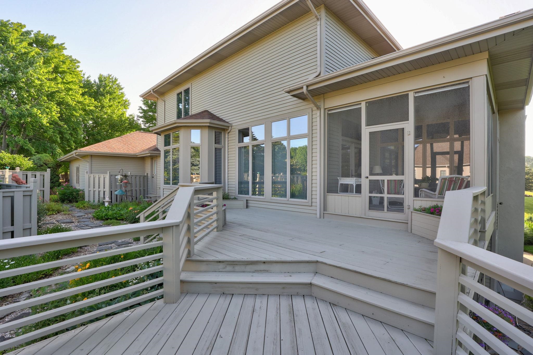 Frankenmuth, Michigan, 48734, United States, 3 Bedrooms Bedrooms, ,4 BathroomsBathrooms,Residential,For Sale,1938182