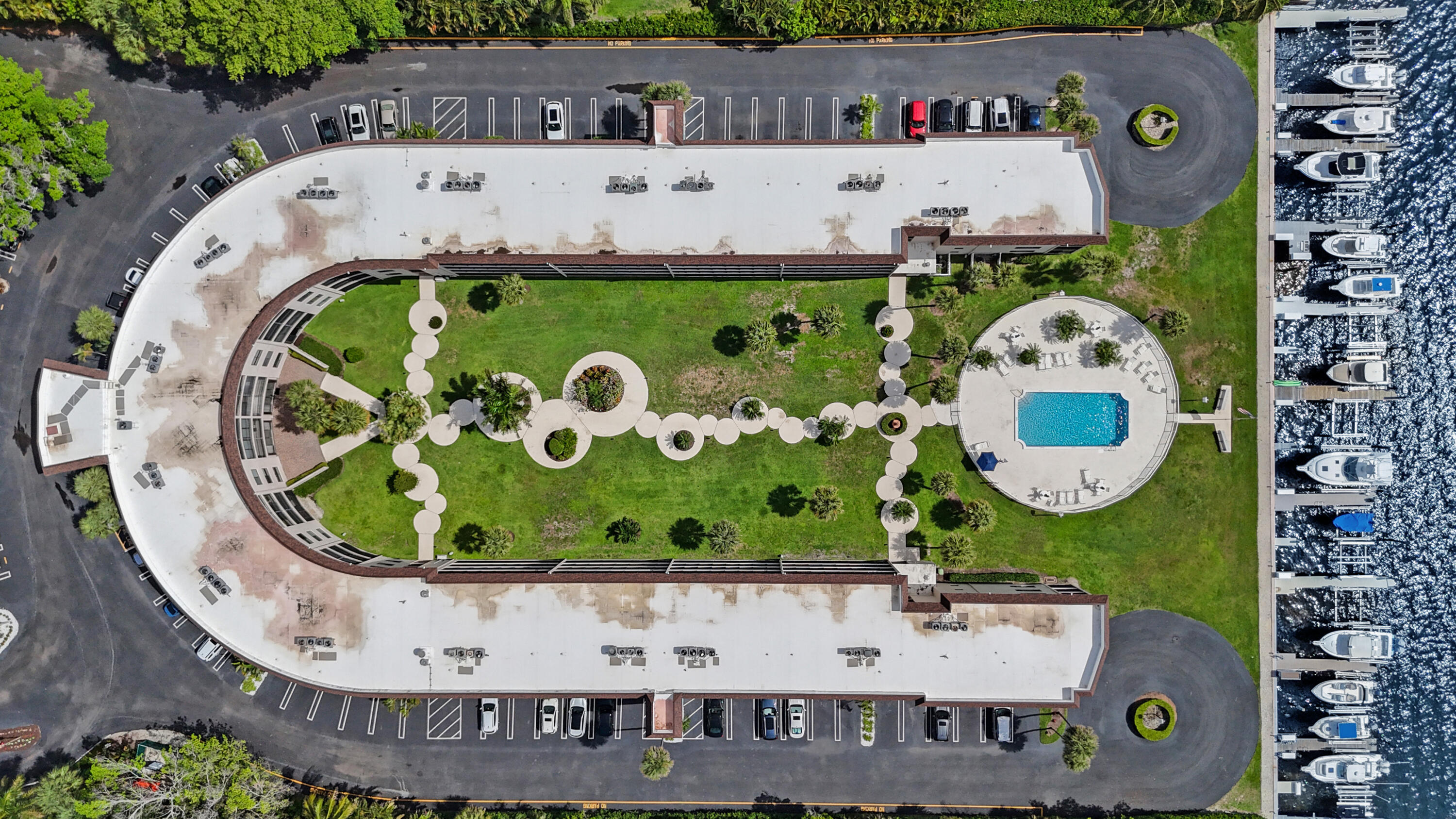 Boynton Beach, Florida, 33435, United States, 2 Bedrooms Bedrooms, ,2 BathroomsBathrooms,Residential,For Sale,1849946