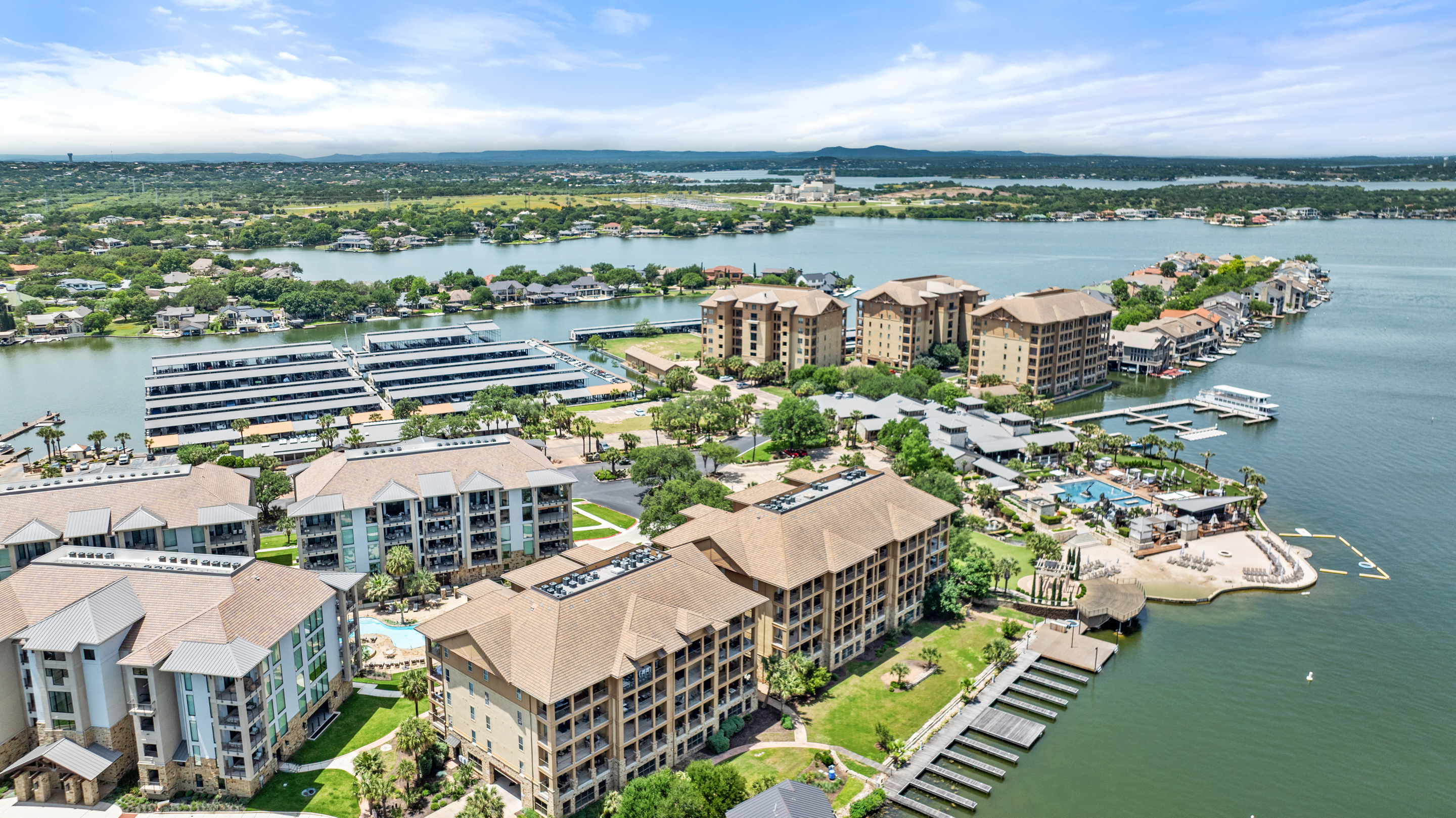  84 Island Drive, Horseshoe Bay, TX 78657 - 物件實景