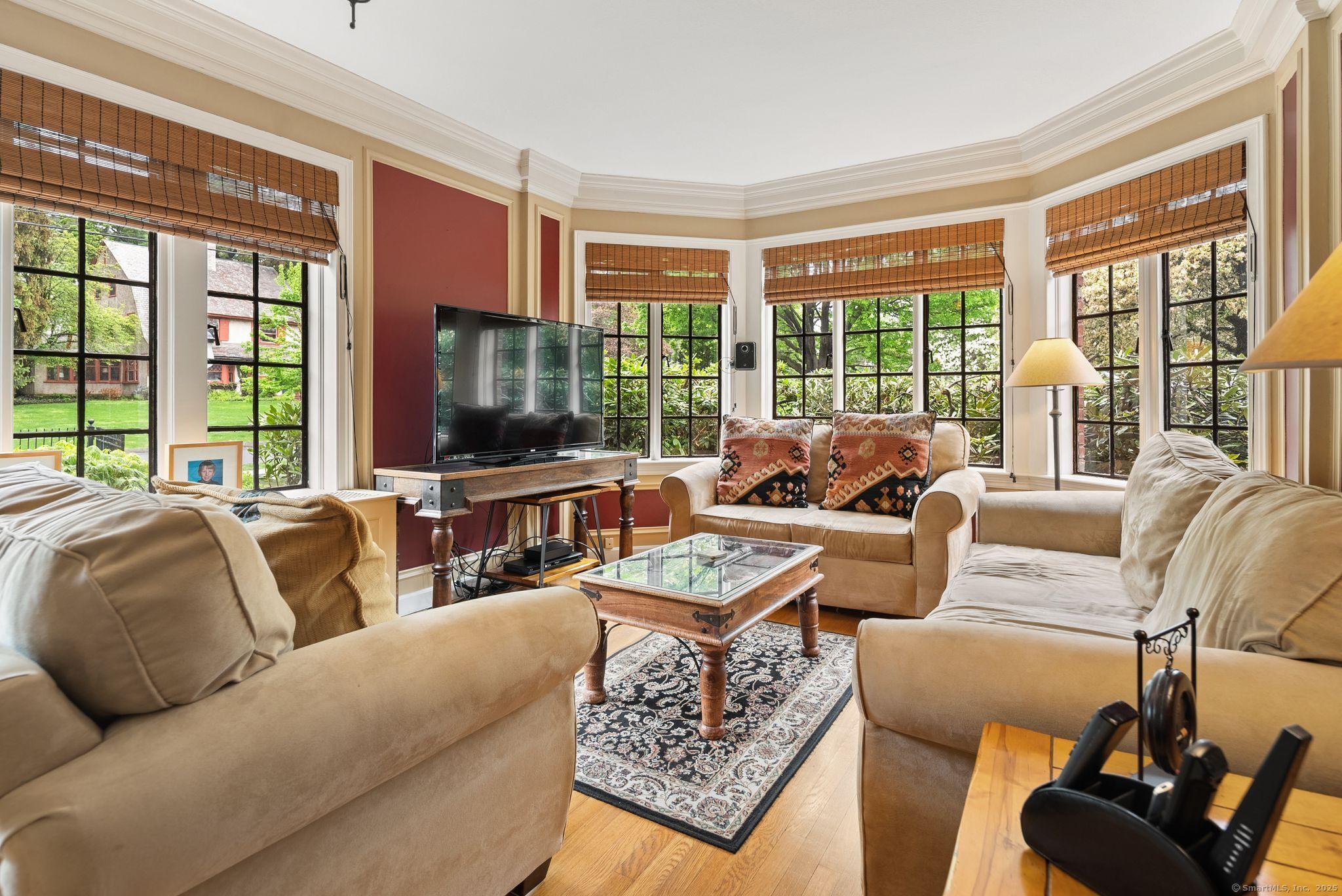 West Hartford, Connecticut, 06119, United States, 8 Bedrooms Bedrooms, ,7 BathroomsBathrooms,Residential,For Sale,1825523