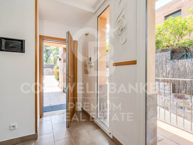 Cerdanyola del Vallès, Catalonia, ES, 4 Bedrooms Bedrooms, ,4 BathroomsBathrooms,Residential,For Sale,1613649
