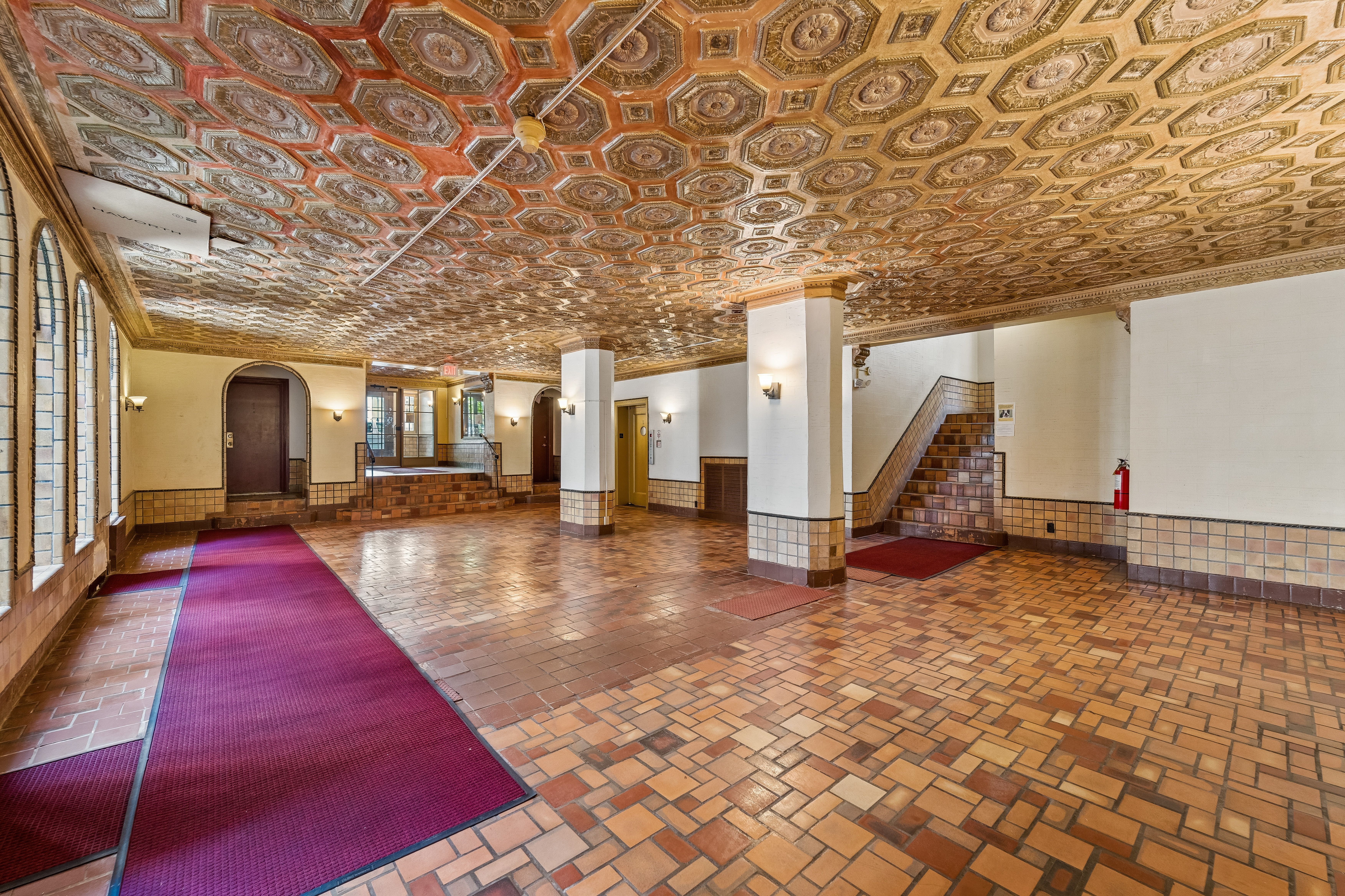  131 Kensington Avenue, Jersey City, NJ 07304 - 物件實景