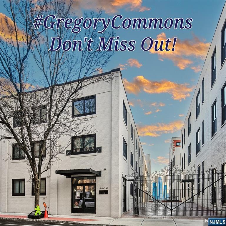 Weehawken, New Jersey, 07086, United States, 1 Bedroom Bedrooms, ,1 BathroomBathrooms,Residential,For Sale,1967965