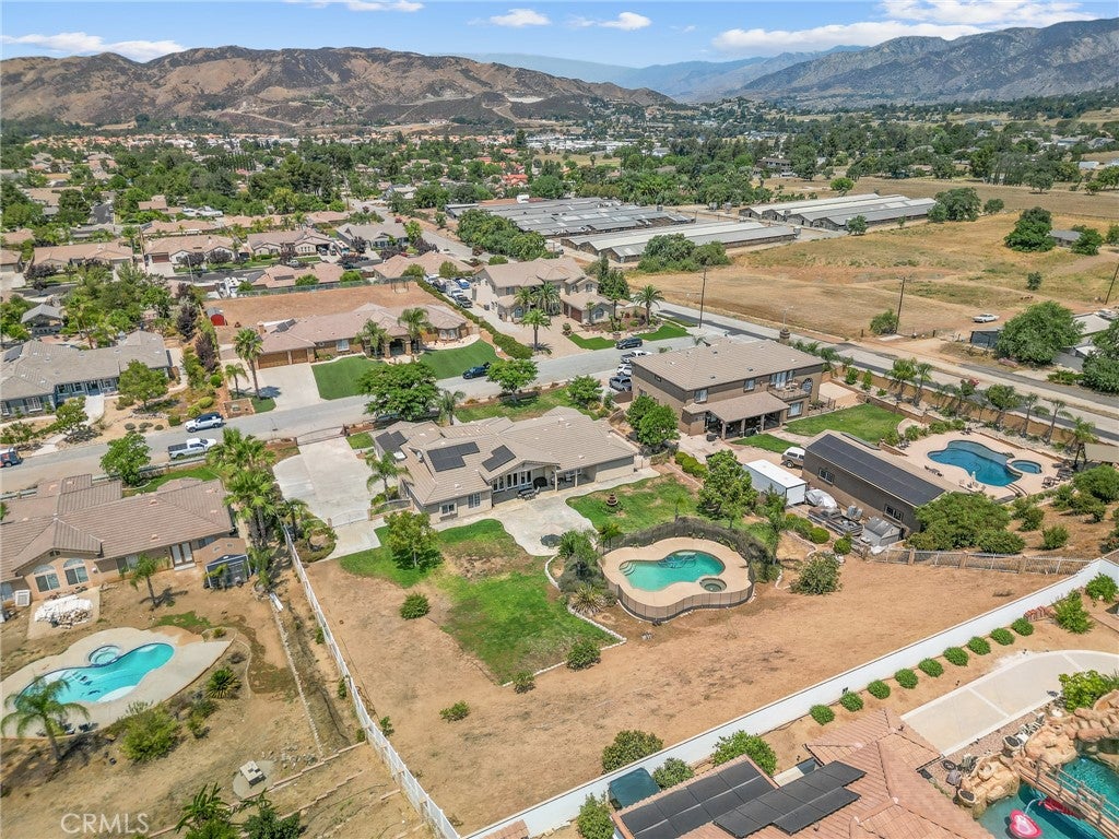 Yucaipa, California, 92399, United States, 4 Bedrooms Bedrooms, ,3 BathroomsBathrooms,Residential,For Sale,1895325