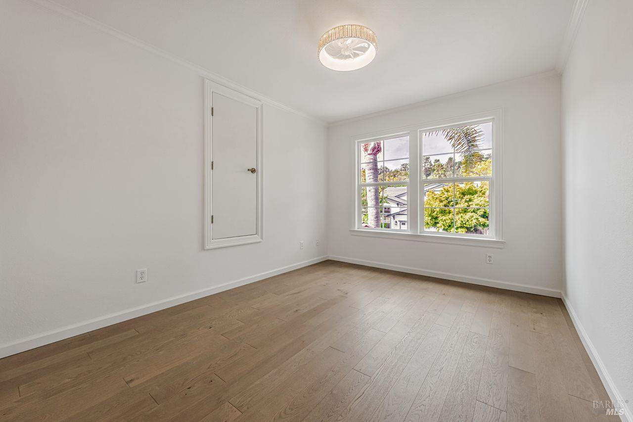 Novato, California, 94949, United States, 5 Bedrooms Bedrooms, ,3 BathroomsBathrooms,Residential,For Sale,1941742