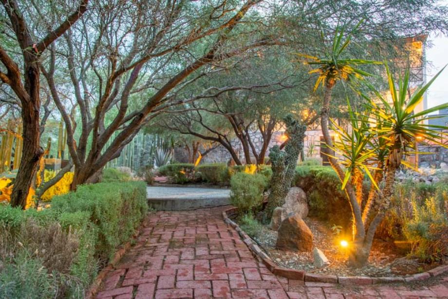 San Miguel de Allende, Guanajuato, 37893, Mexico, 4 Bedrooms Bedrooms, ,5 BathroomsBathrooms,Residential,For Sale,1918429