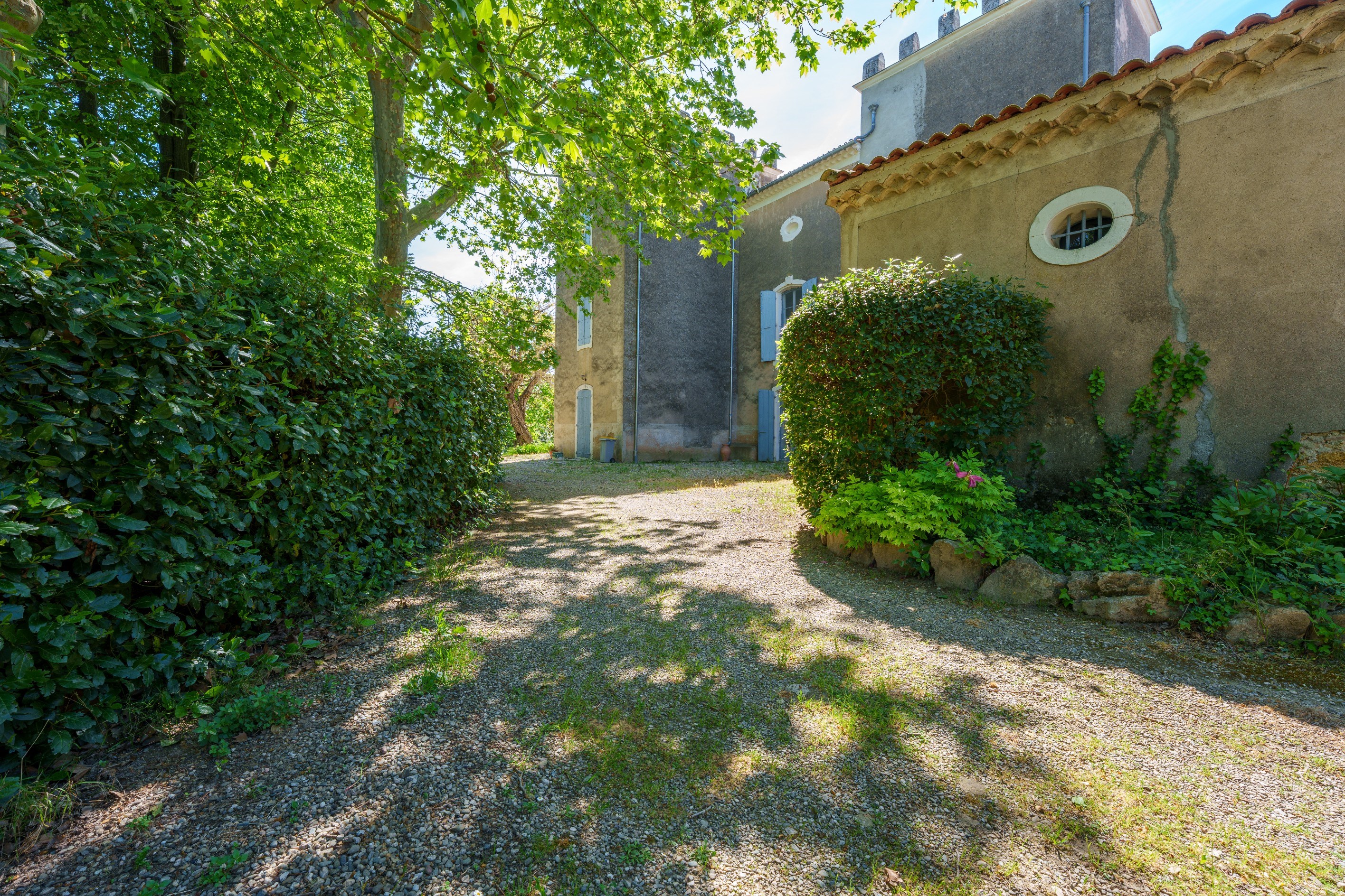  Exceptional vineyard estate – 75 hectares – Castle, grounds, swimming pool, and… - 物件實景
