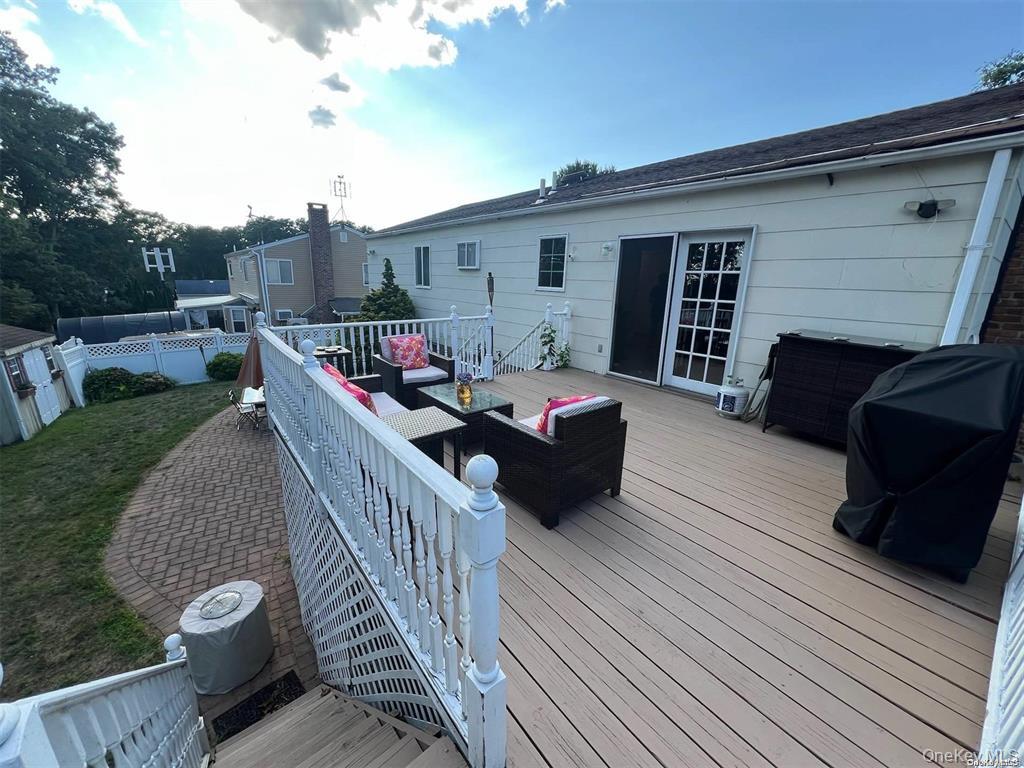 Farmingville, New York, 11738, United States, 4 Bedrooms Bedrooms, ,2 BathroomsBathrooms,Residential,For Sale,1840283