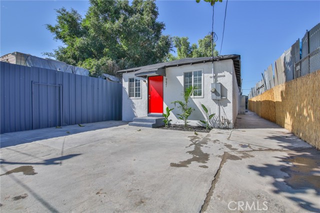 Los Angeles, California, 90002, United States, 5 Bedrooms Bedrooms, ,Residential,For Sale,2008147