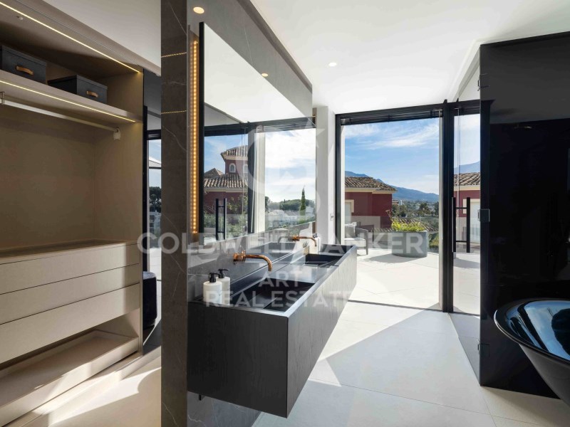 Benahavís, Andalusia, ES, 5 Bedrooms Bedrooms, ,6 BathroomsBathrooms,Residential,For Sale,1803974