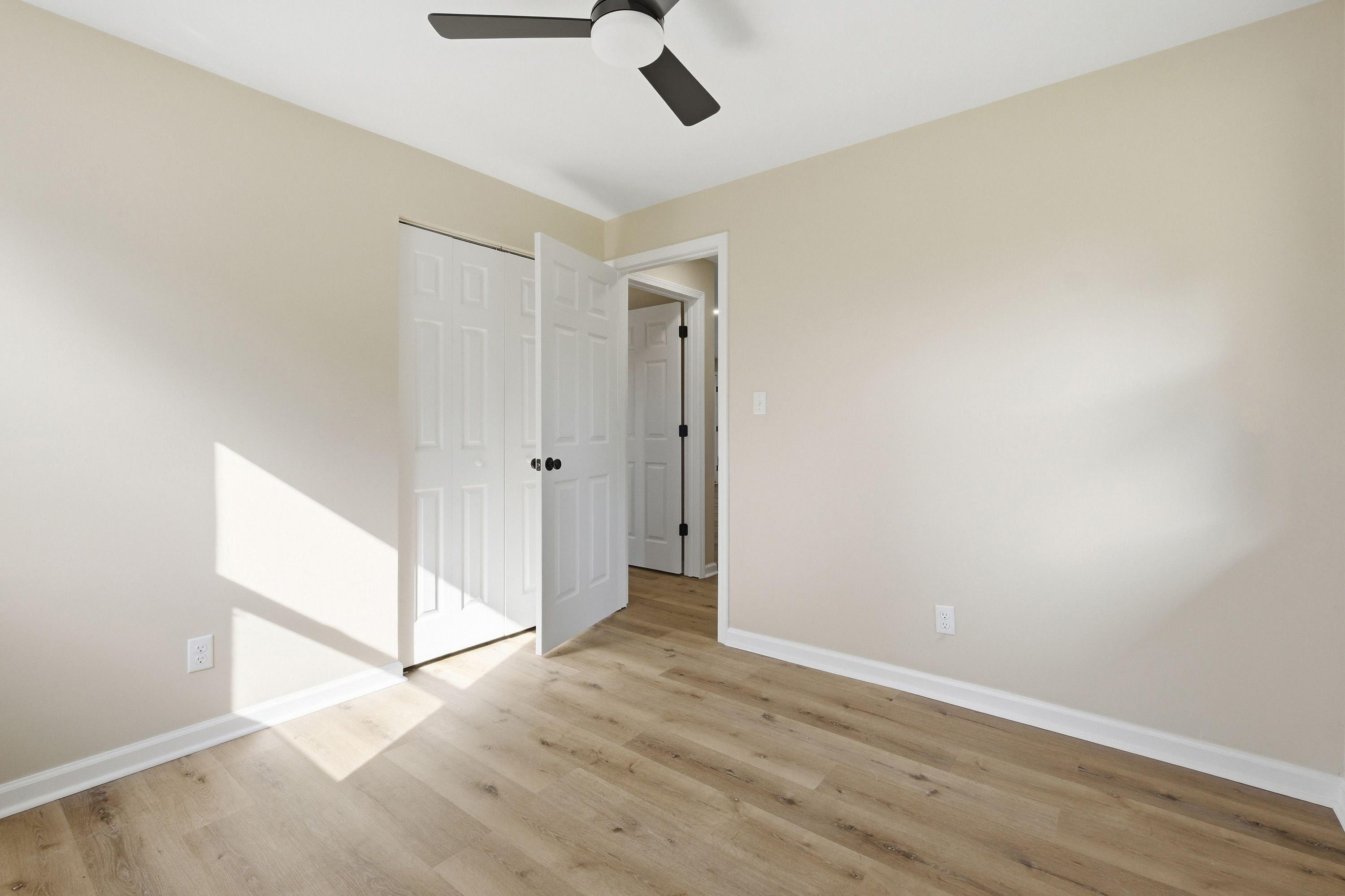  2209 Peaslee Road, Louisville, KY 40216 - 物件實景