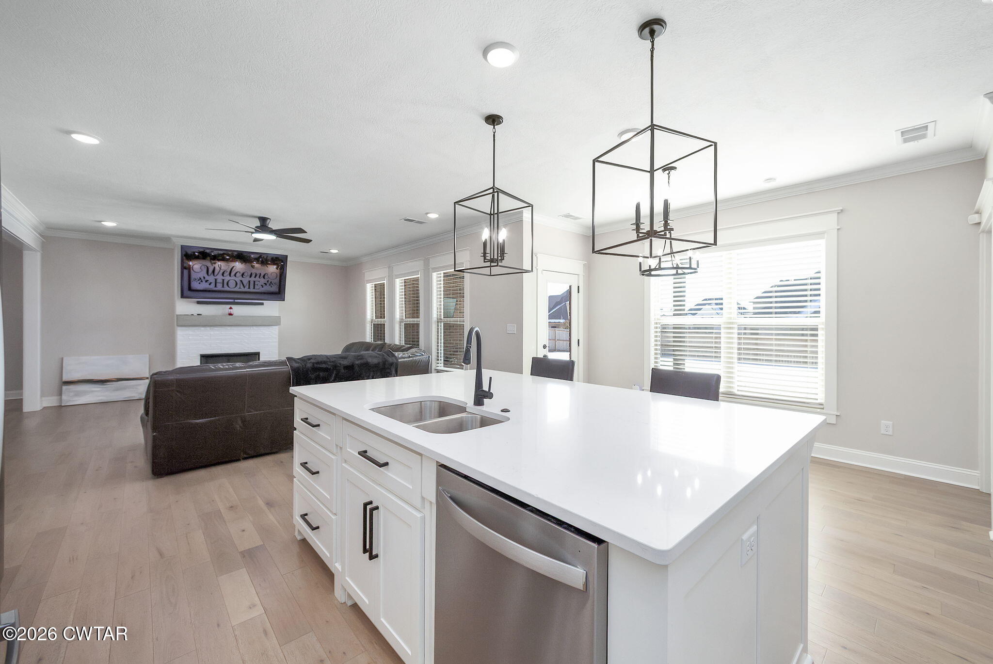 Jackson, Tennessee, 38305, United States, 5 Bedrooms Bedrooms, ,4 BathroomsBathrooms,Residential,For Sale,2016388