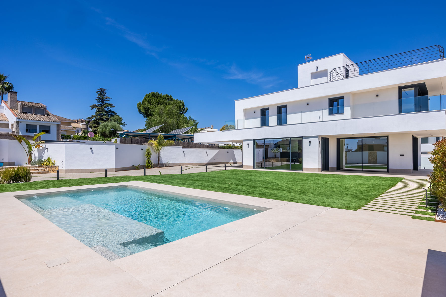  Newly built house with garden, pool, and open views over Seville - 物件實景