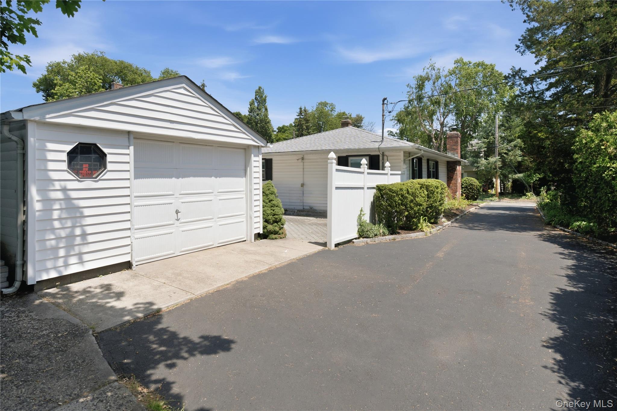  2 Hilltop Drive, Bayville, NY, 11709 - 物件實景