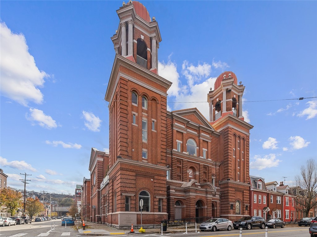 South Side, Pennsylvania, 15203, United States, 2 Bedrooms Bedrooms, ,3 BathroomsBathrooms,Residential,For Sale,1991307