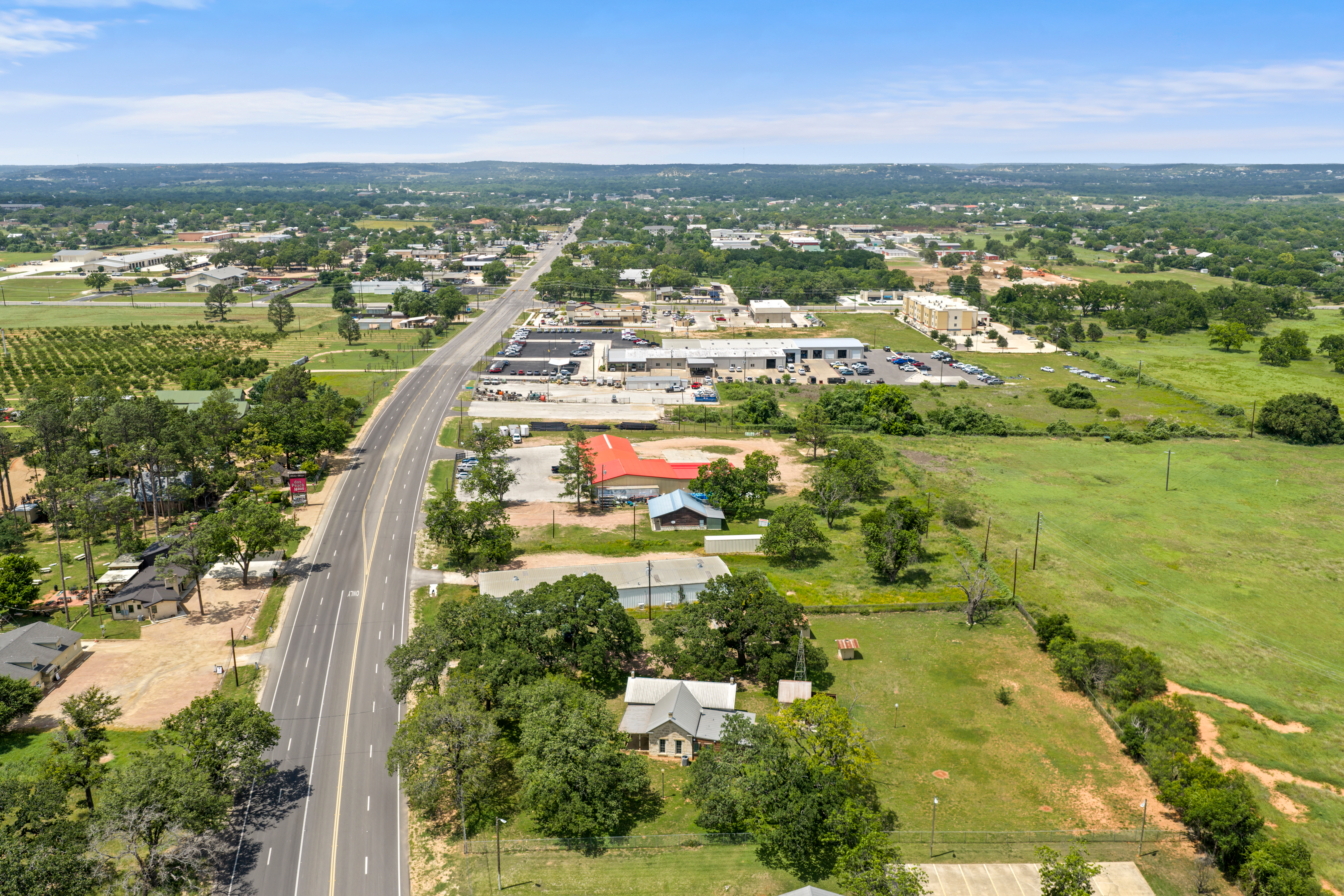  1461 South US Highway 87, Fredericksburg, TX 78624 - 物件實景