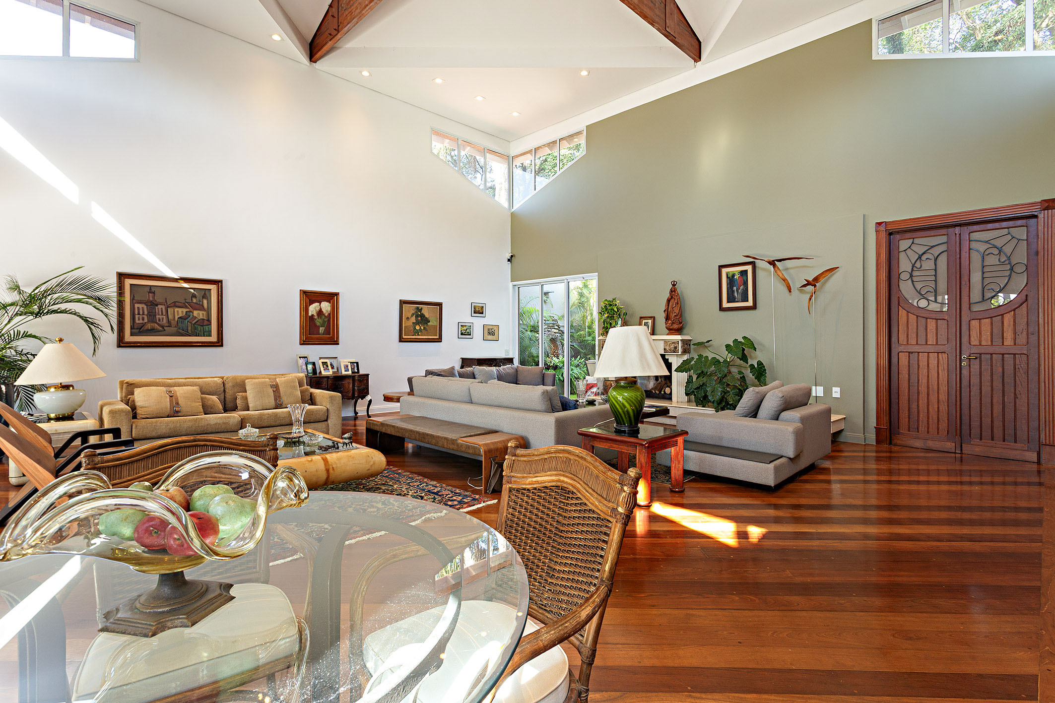  Family Residence with Garden and Pool near Parque do Cordeiro - 物件實景