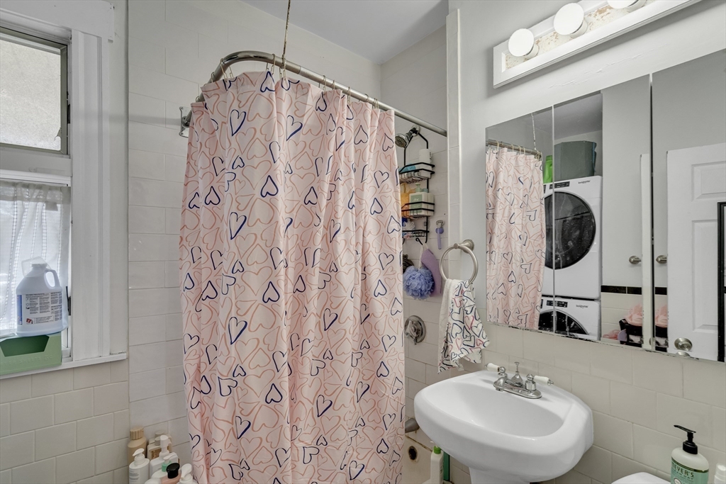 Boston, Massachusetts, 02135, United States, 12 Bedrooms Bedrooms, ,3 BathroomsBathrooms,Residential,For Sale,1907828