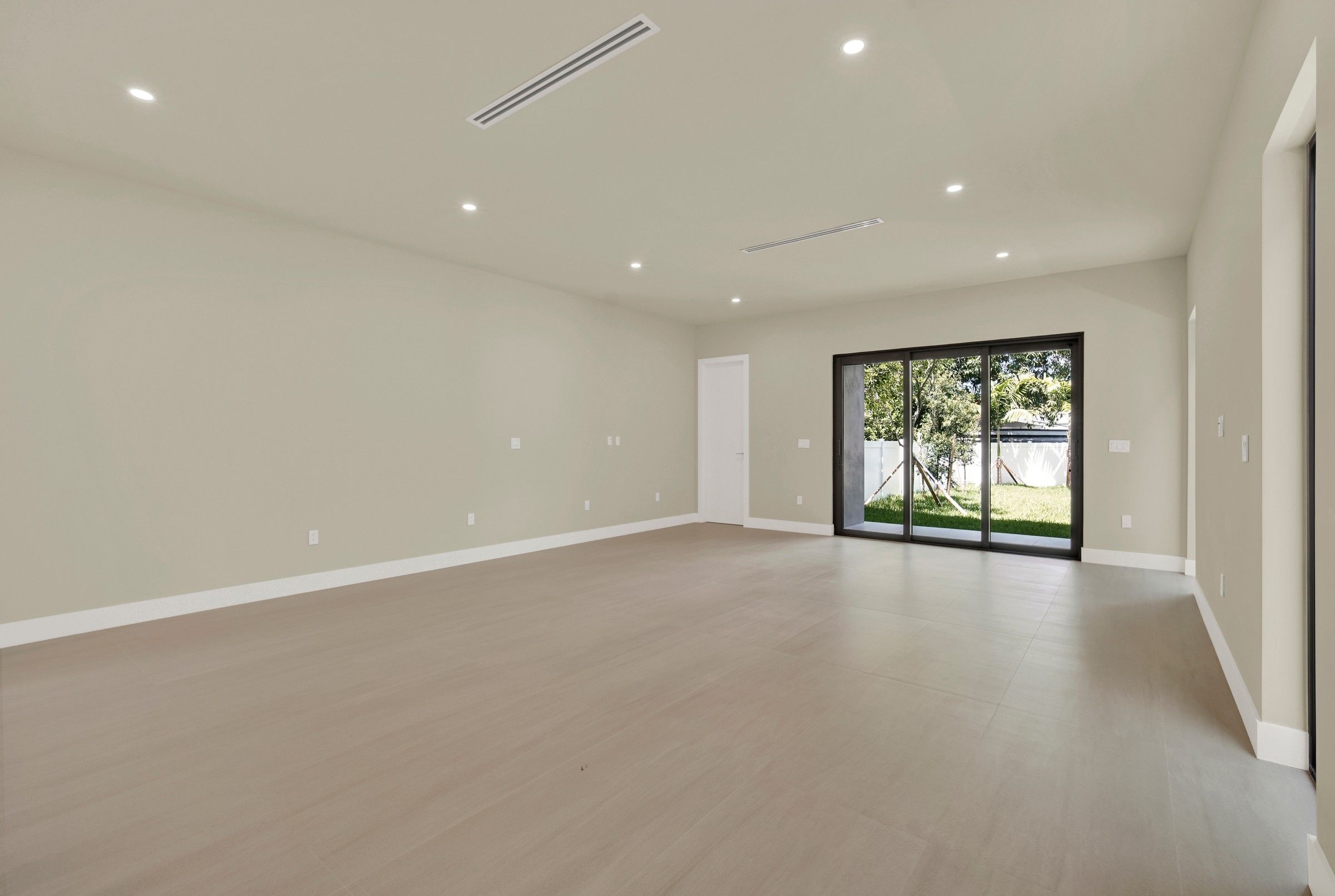  2889 Southwest 35th Avenue, Miami, FL 33133 - 物件實景