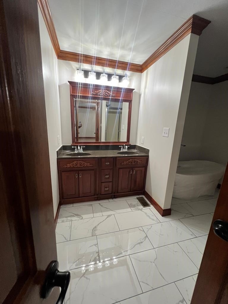 Pikeville, Kentucky, 41501, United States, 4 Bedrooms Bedrooms, ,5 BathroomsBathrooms,Residential,For Sale,1916464