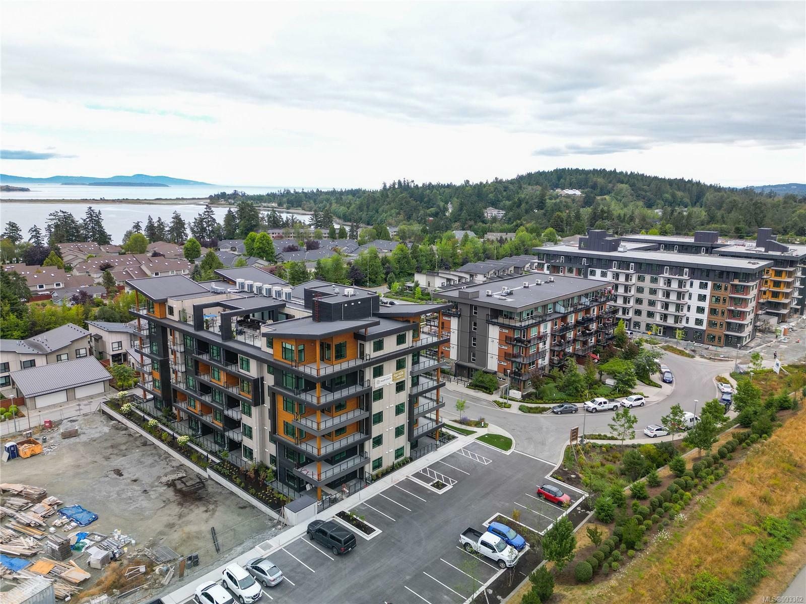 CENTRAL SAANICH, British Columbia, V8M 0B9, CA, 1 Bedroom Bedrooms, ,Residential,For Sale,1891209