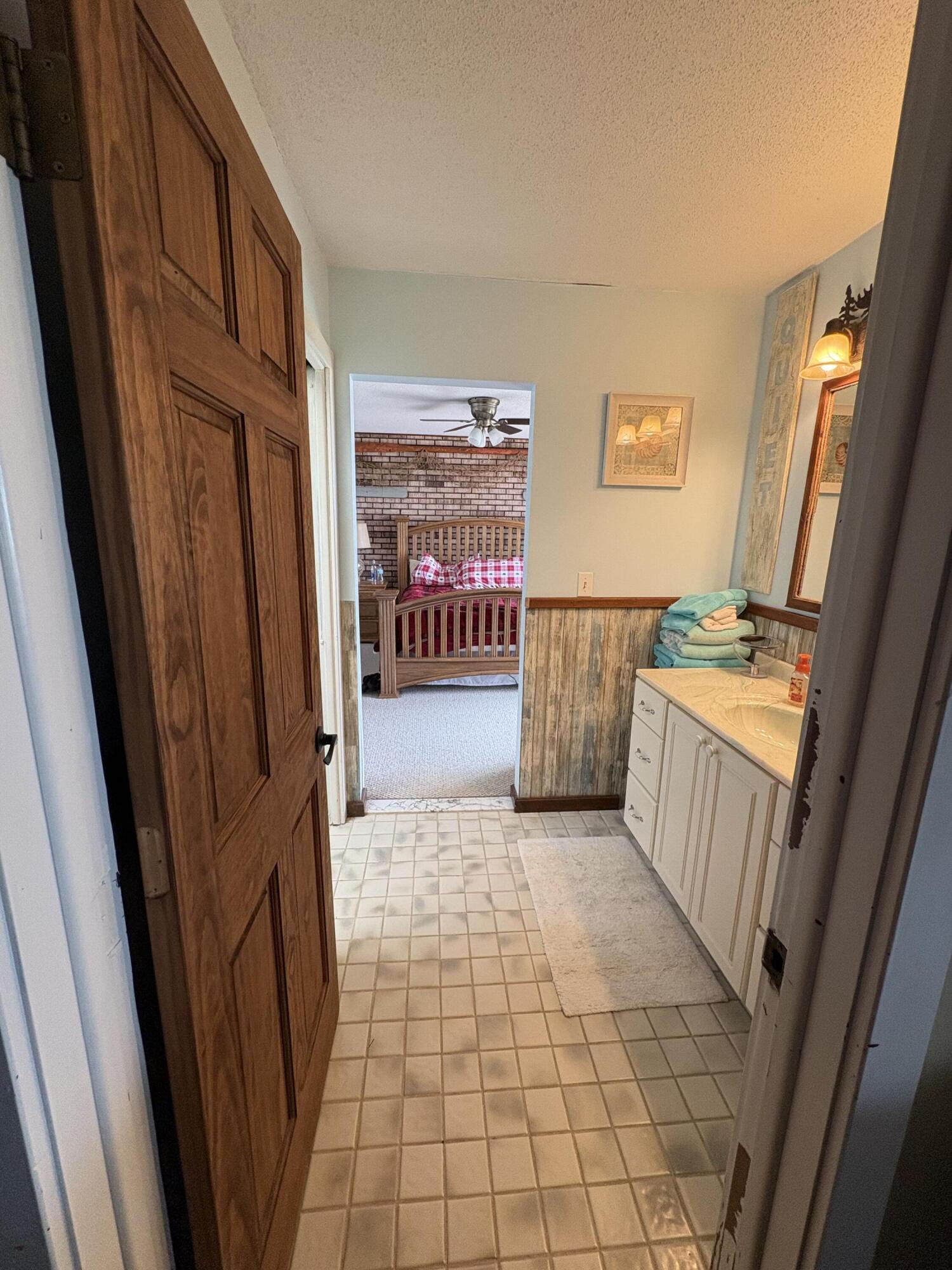 Naubinway, Michigan, 49762, United States, 3 Bedrooms Bedrooms, ,2 BathroomsBathrooms,Residential,For Sale,1840338
