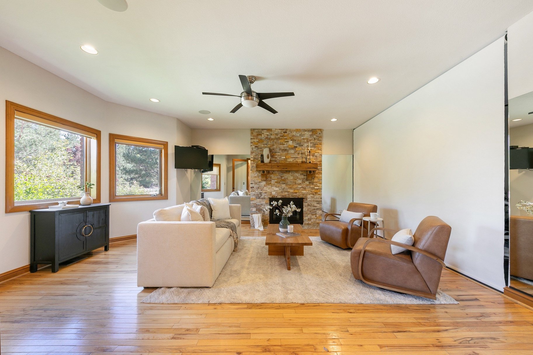  A Rare Lakefront Estate in the Heart of Reno no in One of Northern Nevada