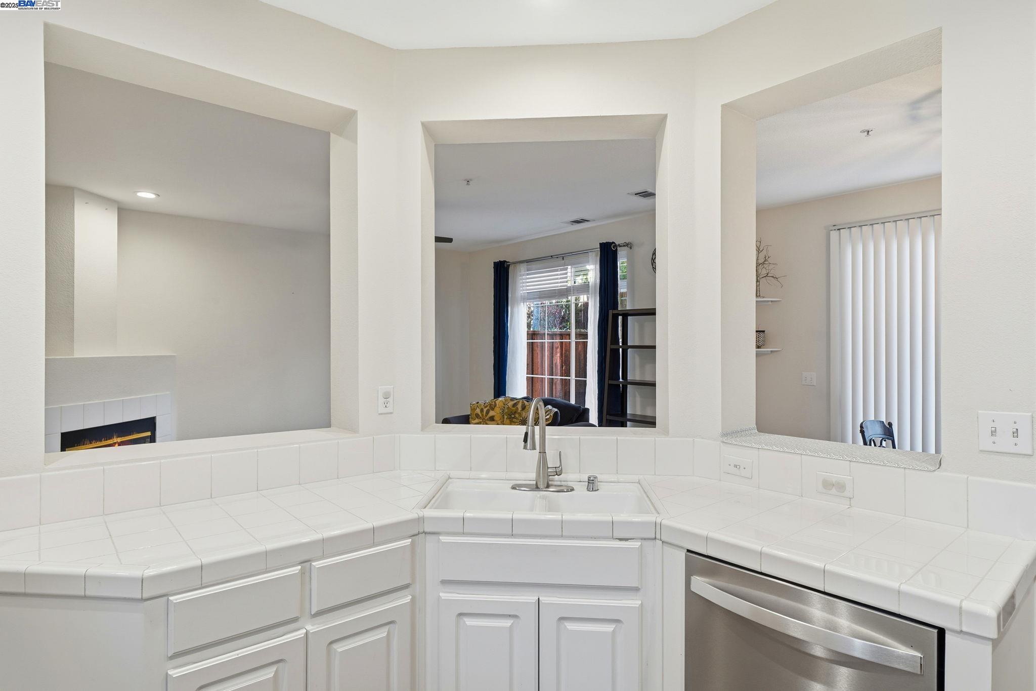 Dublin, California, 94568, United States, 2 Bedrooms Bedrooms, ,2 BathroomsBathrooms,Residential,For Sale,2001981