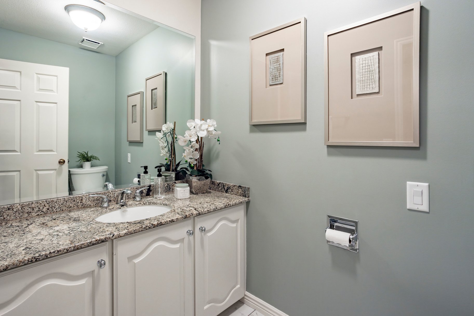  A Large Home in a Sought-After Private Community in East Millcreek - 物件實景