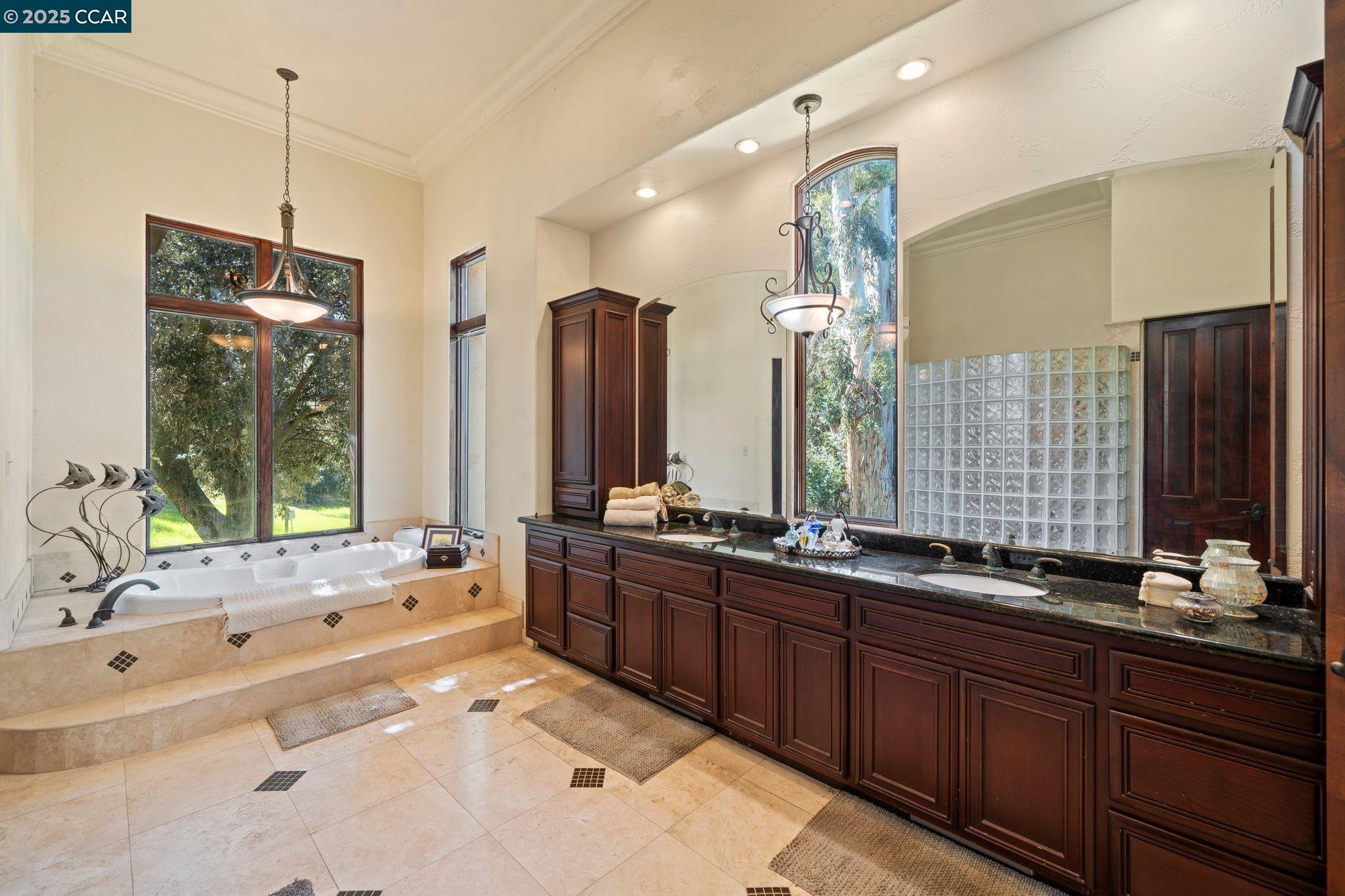 Livermore, California, 94550, United States, 5 Bedrooms Bedrooms, ,4 BathroomsBathrooms,Residential,For Sale,1918486