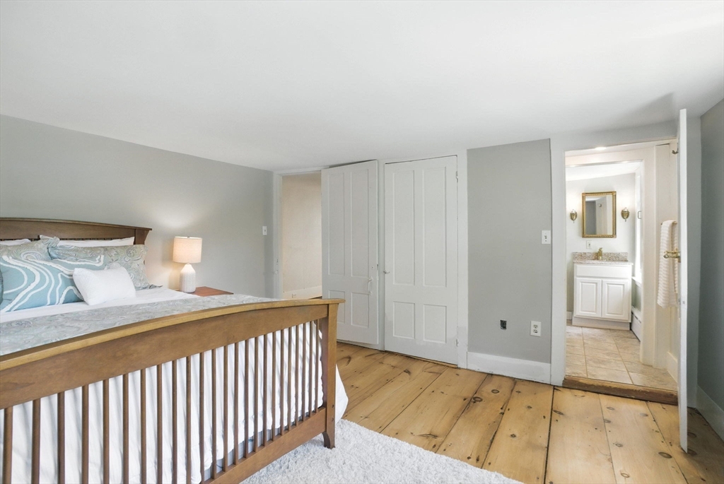 Bolton, Massachusetts, 01740, United States, 4 Bedrooms Bedrooms, ,4 BathroomsBathrooms,Residential,For Sale,1866522