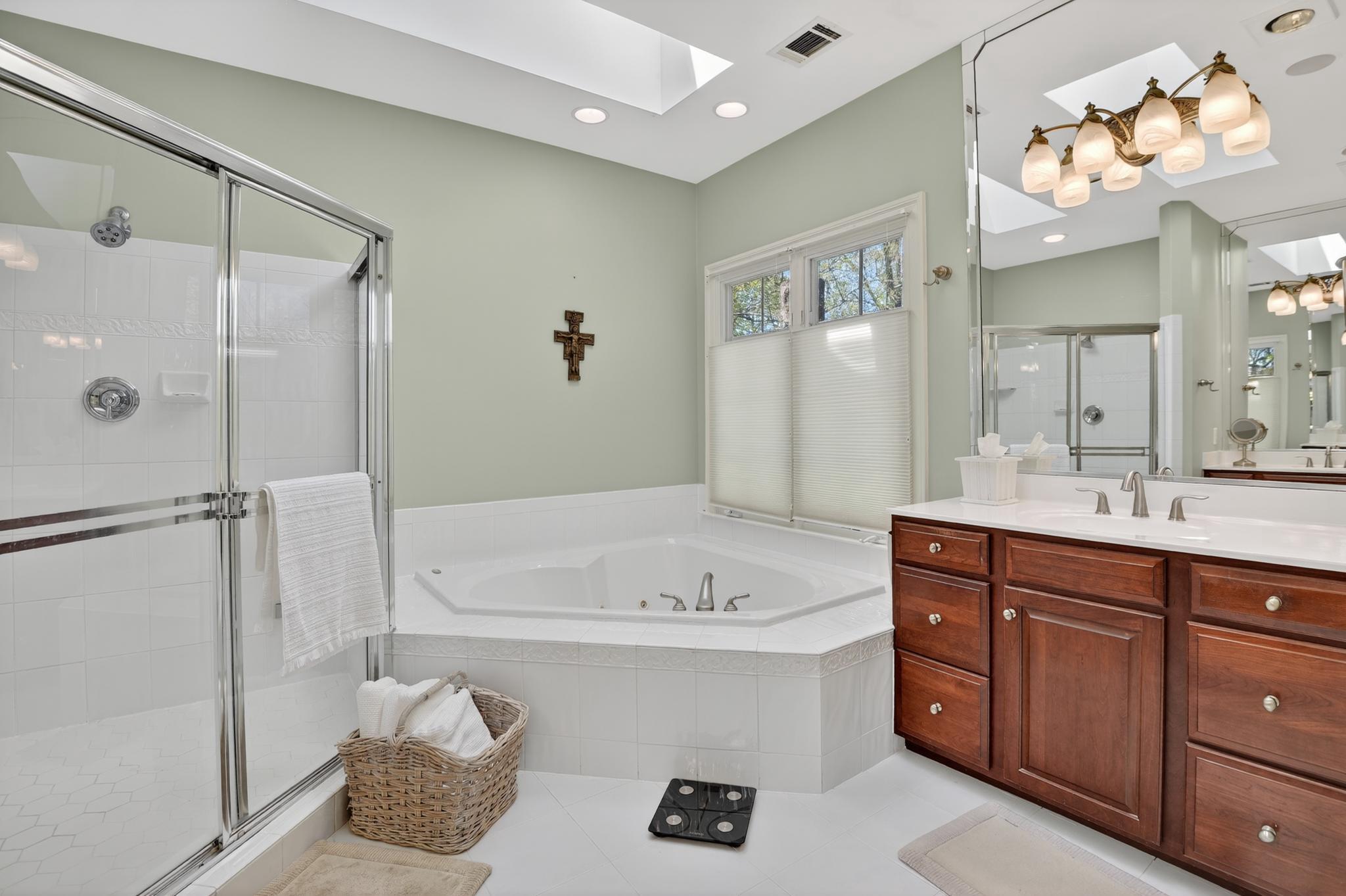  5807 Grosvenor Lane, Bethesda, MD, 20814 - 物件實景