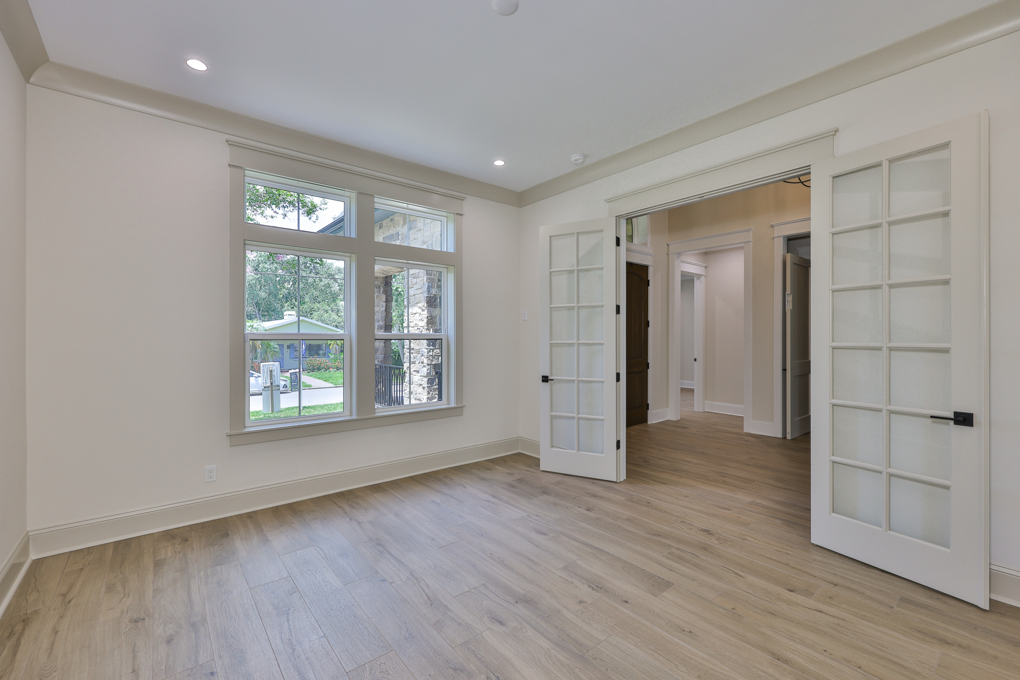 Tampa, Florida, 33629, United States, 5 Bedrooms Bedrooms, ,6 BathroomsBathrooms,Residential,For Sale,1974483