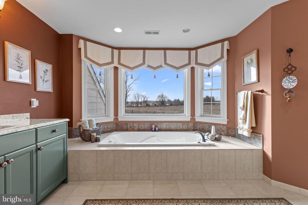 New Hope, Pennsylvania, 18938, United States, 4 Bedrooms Bedrooms, ,4 BathroomsBathrooms,Residential,For Sale,2003111