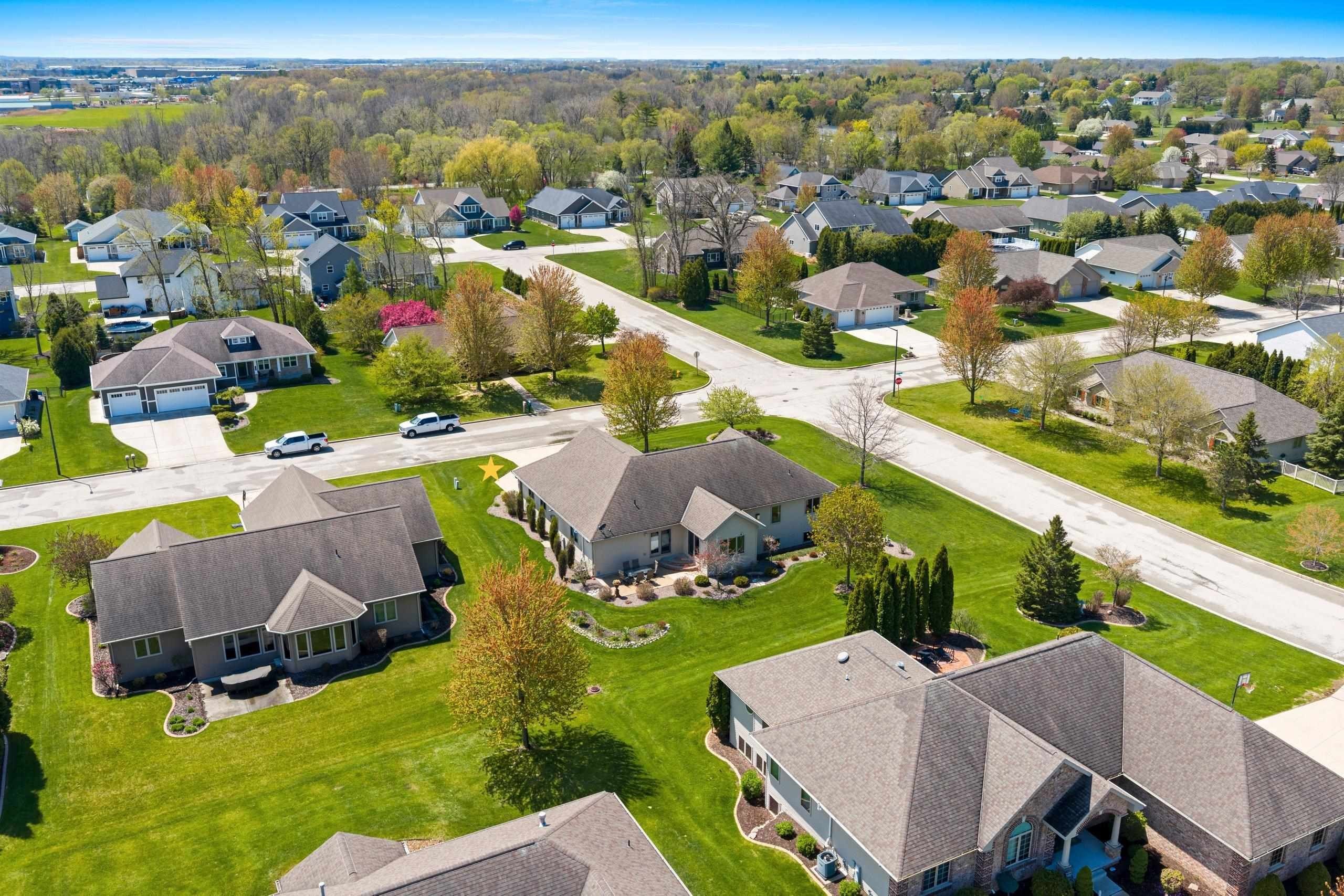 DE PERE, Wisconsin, 54115, United States, 3 Bedrooms Bedrooms, ,4 BathroomsBathrooms,Residential,For Sale,2048400