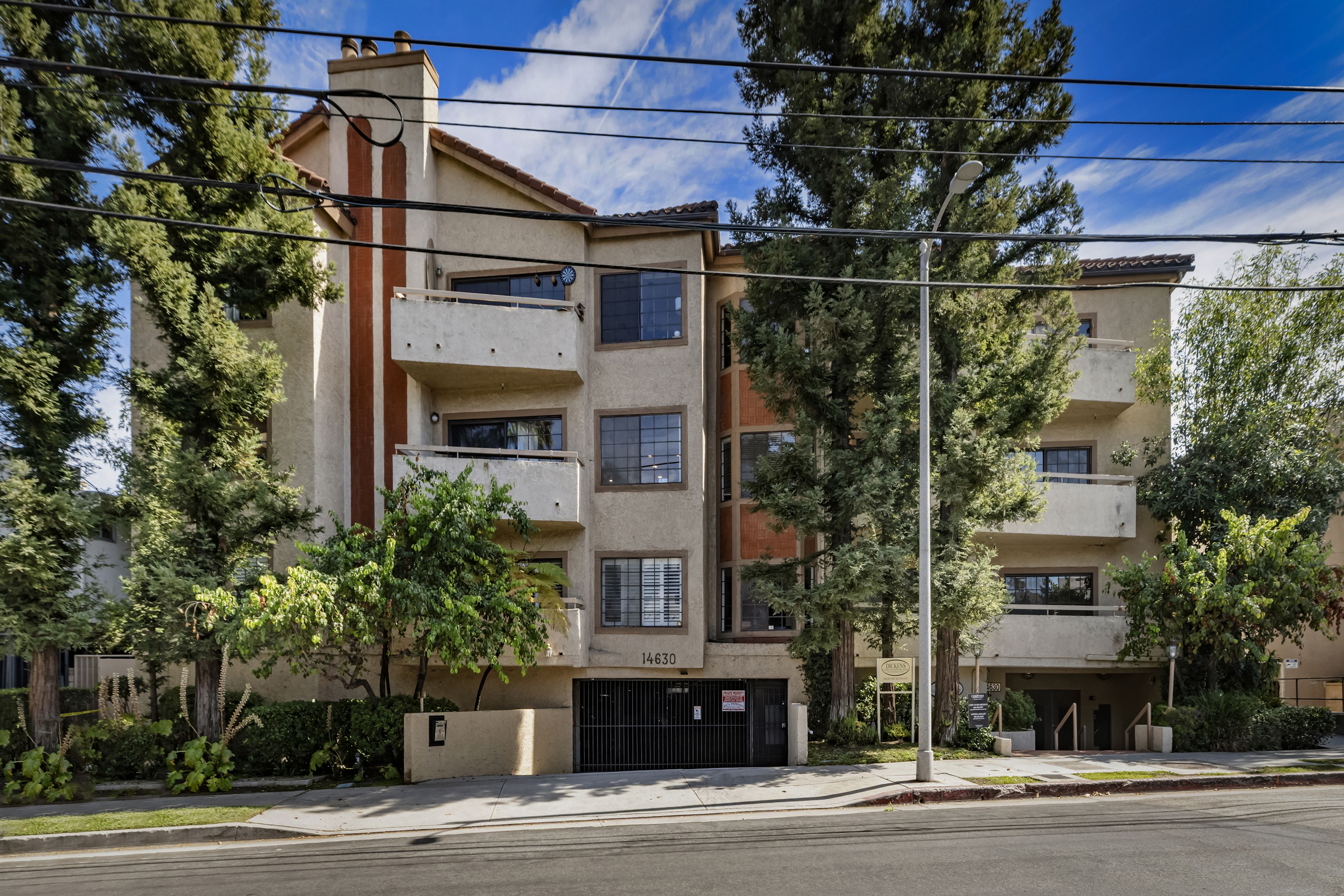  14630 Dickens Street - 物件實景