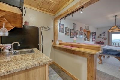 Murphy, North Carolina, 28906, United States, 3 Bedrooms Bedrooms, ,3 BathroomsBathrooms,Residential,For Sale,1917249