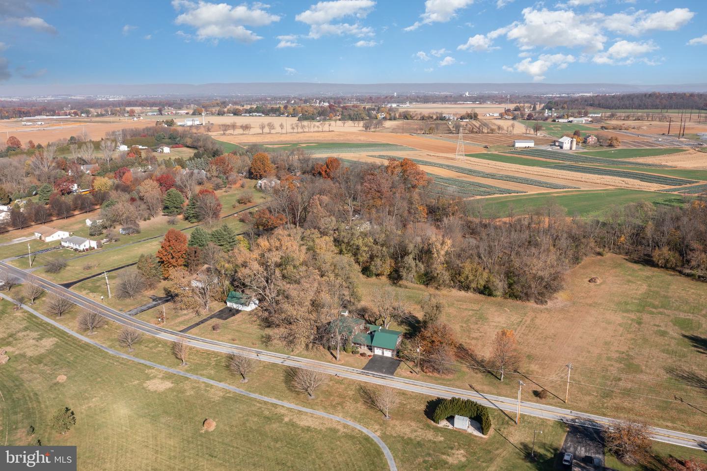 Mechanicsburg, Pennsylvania, 17055, United States, 4 Bedrooms Bedrooms, ,4 BathroomsBathrooms,Residential,For Sale,1991267