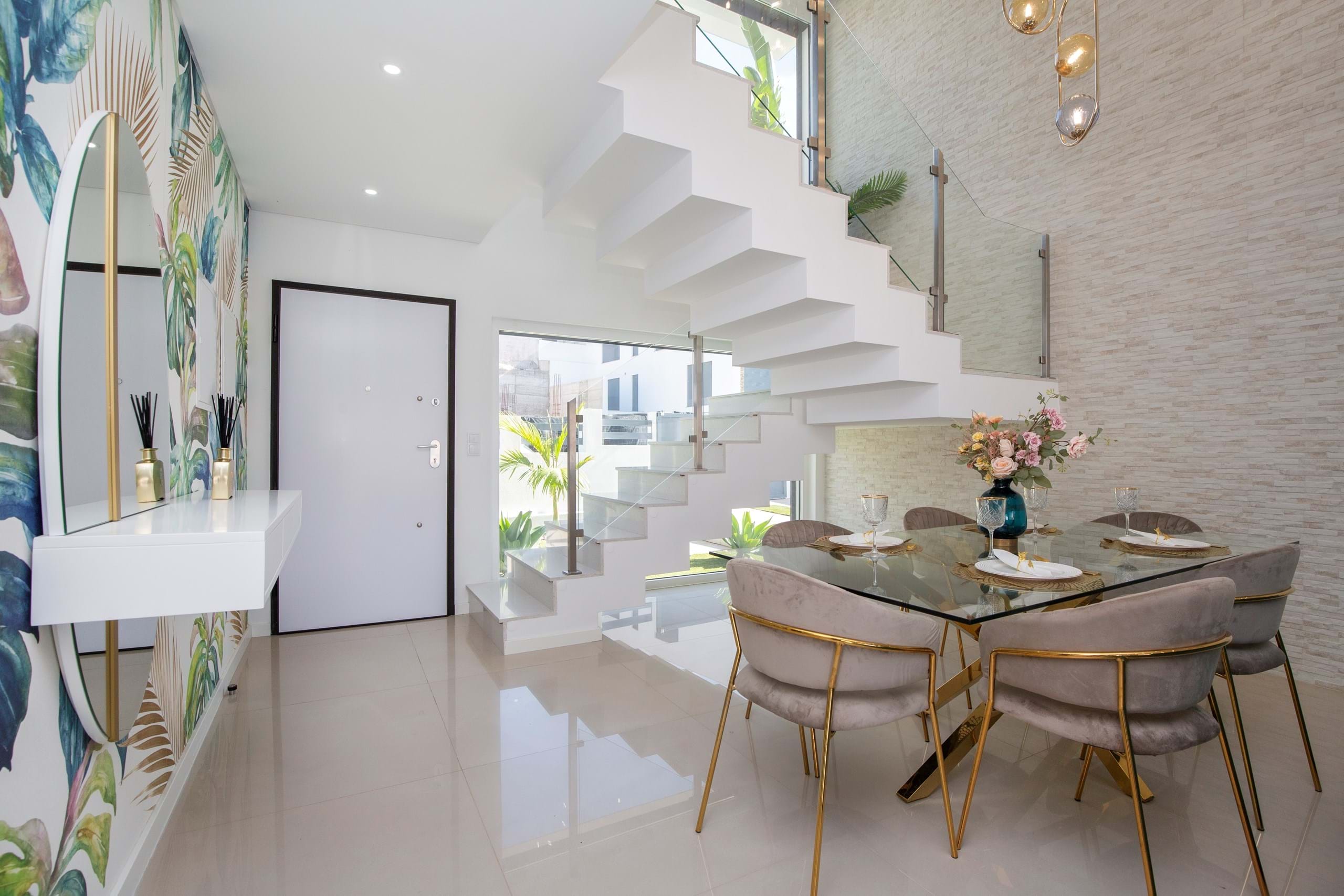 Almada, Setúbal, 2820-638, PT, 4 Bedrooms Bedrooms, ,2 BathroomsBathrooms,Residential,For Sale,1699362