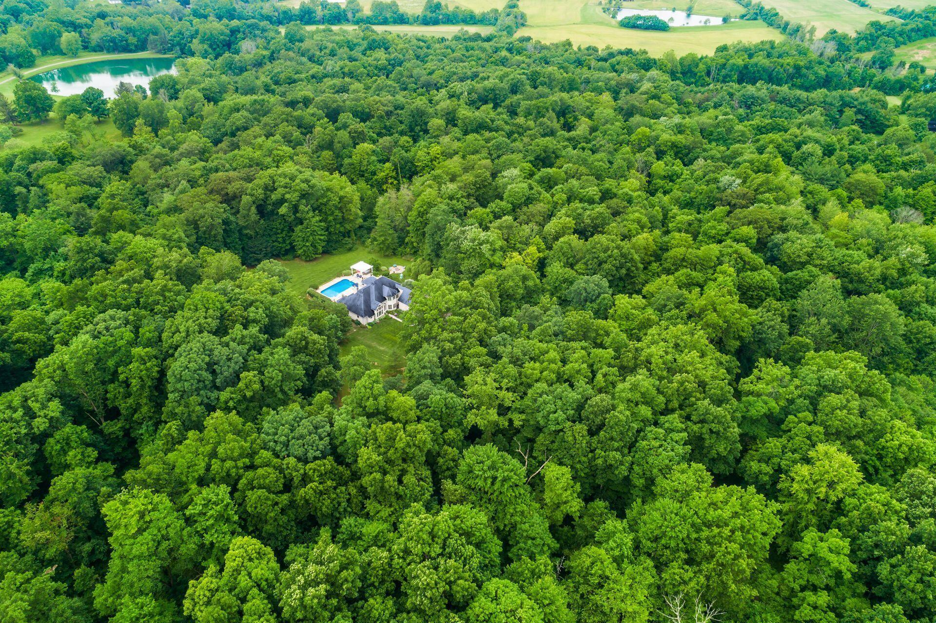 Johnstown, Ohio, 43031, United States, 4 Bedrooms Bedrooms, ,4 BathroomsBathrooms,Residential,For Sale,1907759