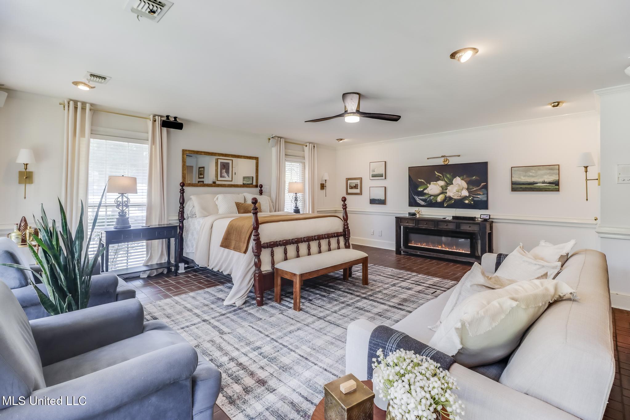 Gulfport, Mississippi, 39507, United States, 4 Bedrooms Bedrooms, ,4 BathroomsBathrooms,Residential,For Sale,1876501