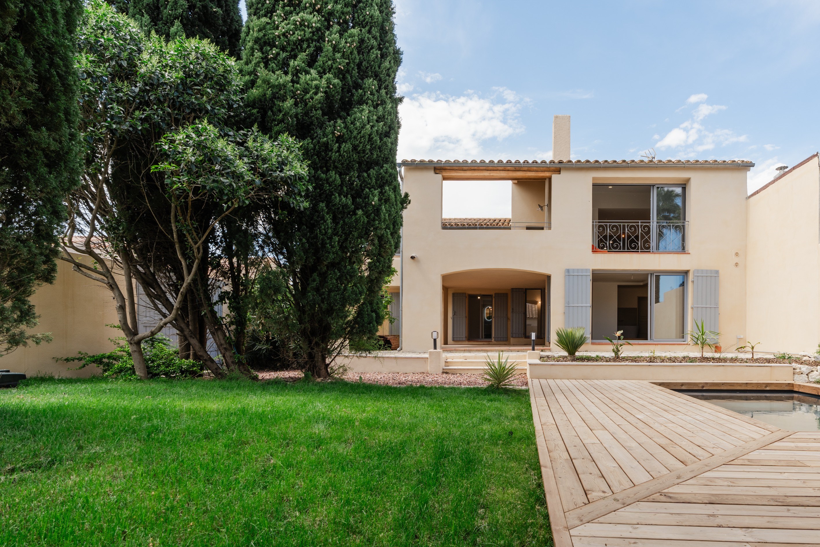  Exceptional home with lagoon views - 物件實景