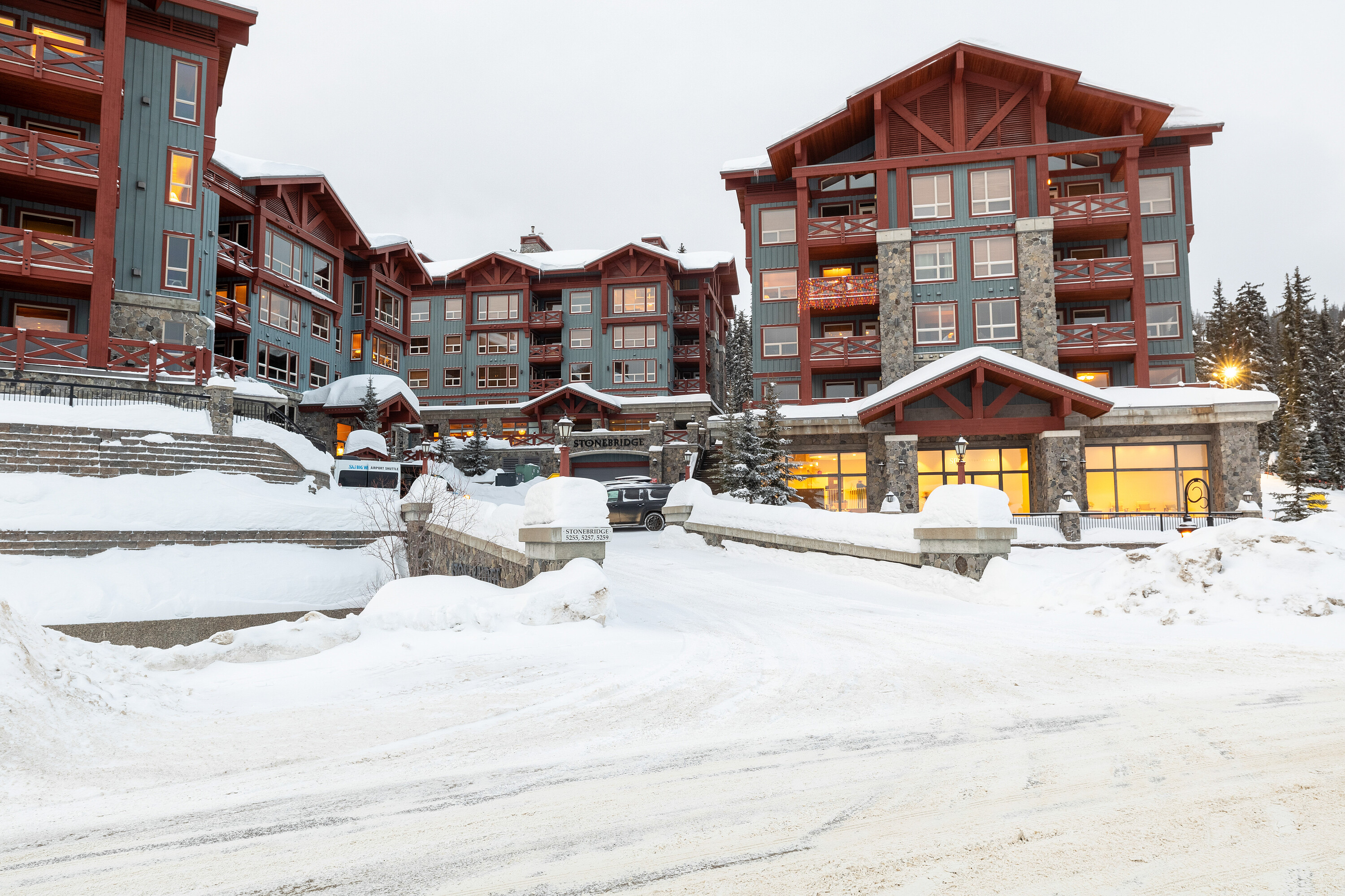  Ski In, Ski Out at Stonebridge - 物件實景